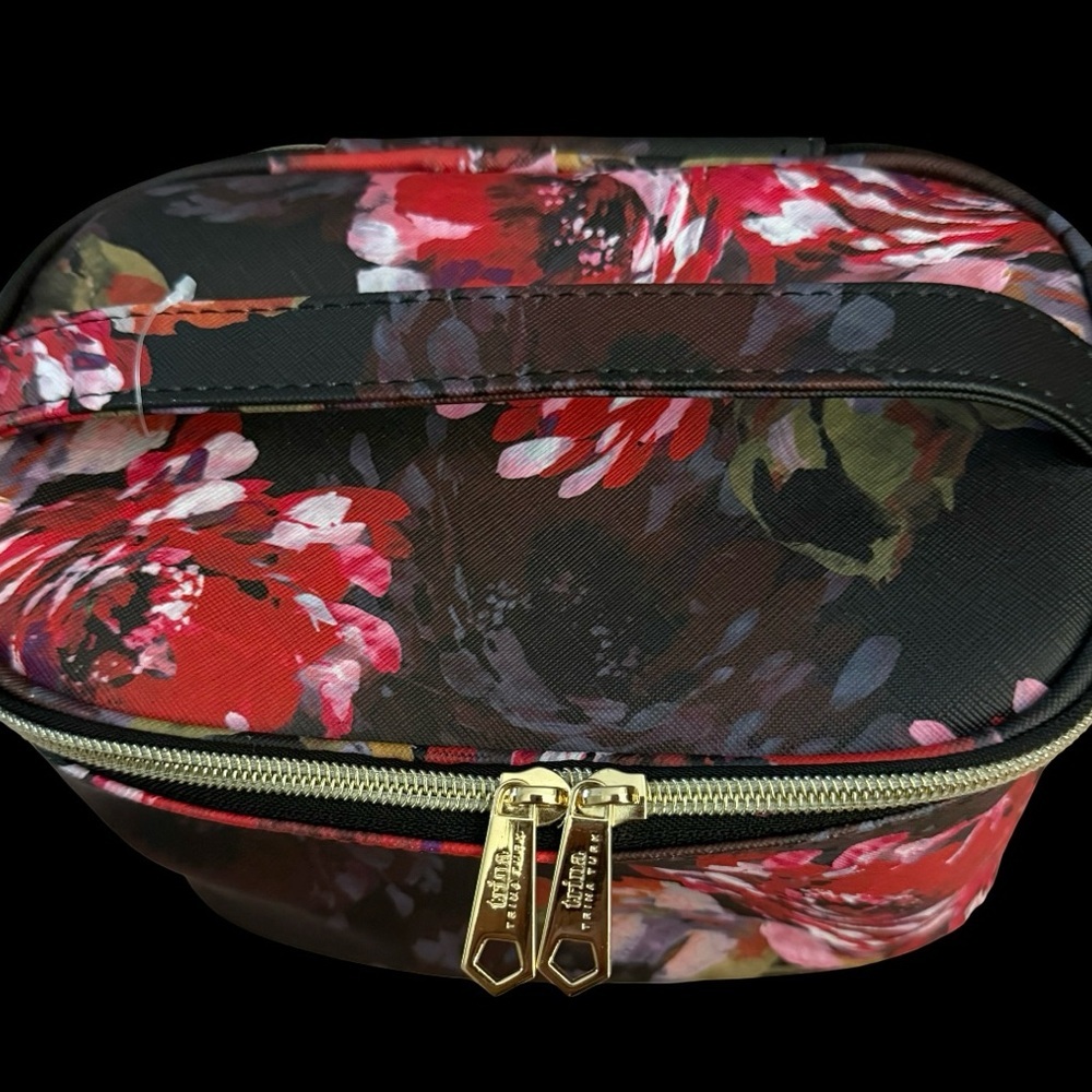 Trina Turk Black Red Floral Cosmetic Bag Travel Makeup Case OS Chic - Picture 4 of 4